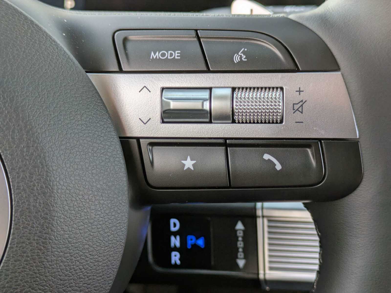 2025 Hyundai Tucson Limited - Photo 20