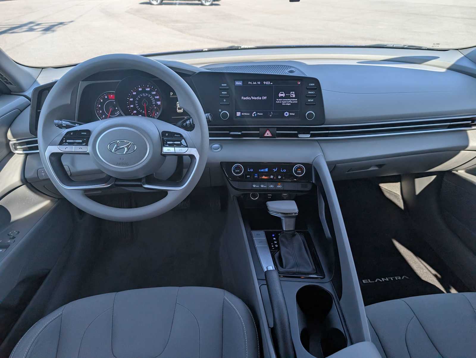 2022 Hyundai Elantra SEL - Photo 15