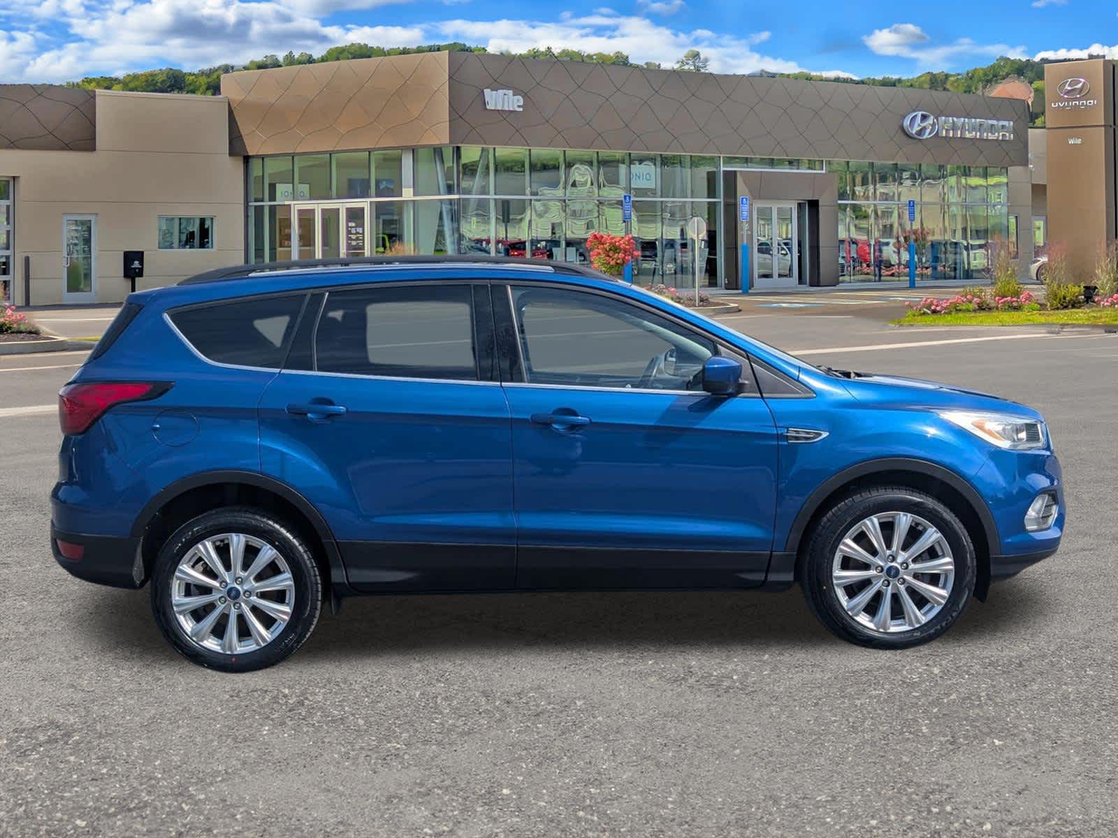Used 2019 Ford Escape SEL with VIN 1FMCU9HD4KUA82206 for sale in Columbia, CT