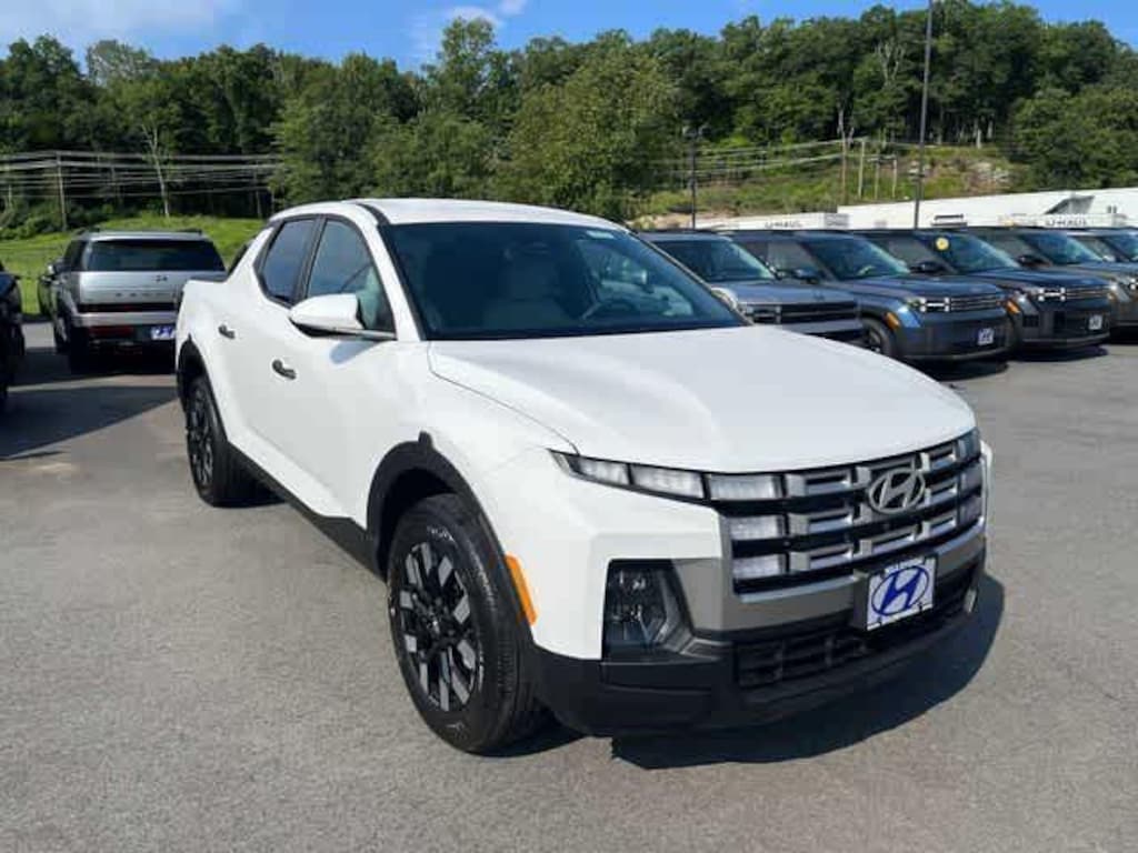 New 2027 Hyundai Santa Cruz SE Truck