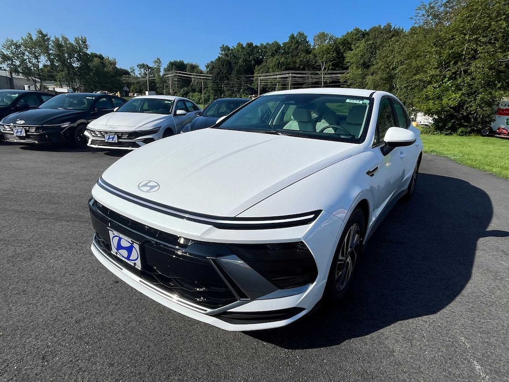 New 2026 Hyundai Sonata Hybrid Blue Sedan