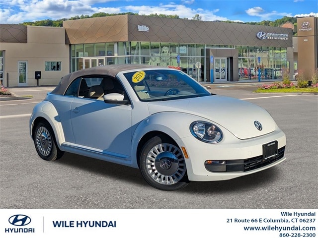2013 Volkswagen Beetle 2.5's photo