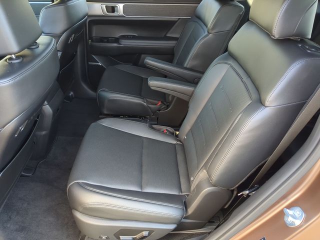2026 Hyundai Santa Fe Limited - Photo 19