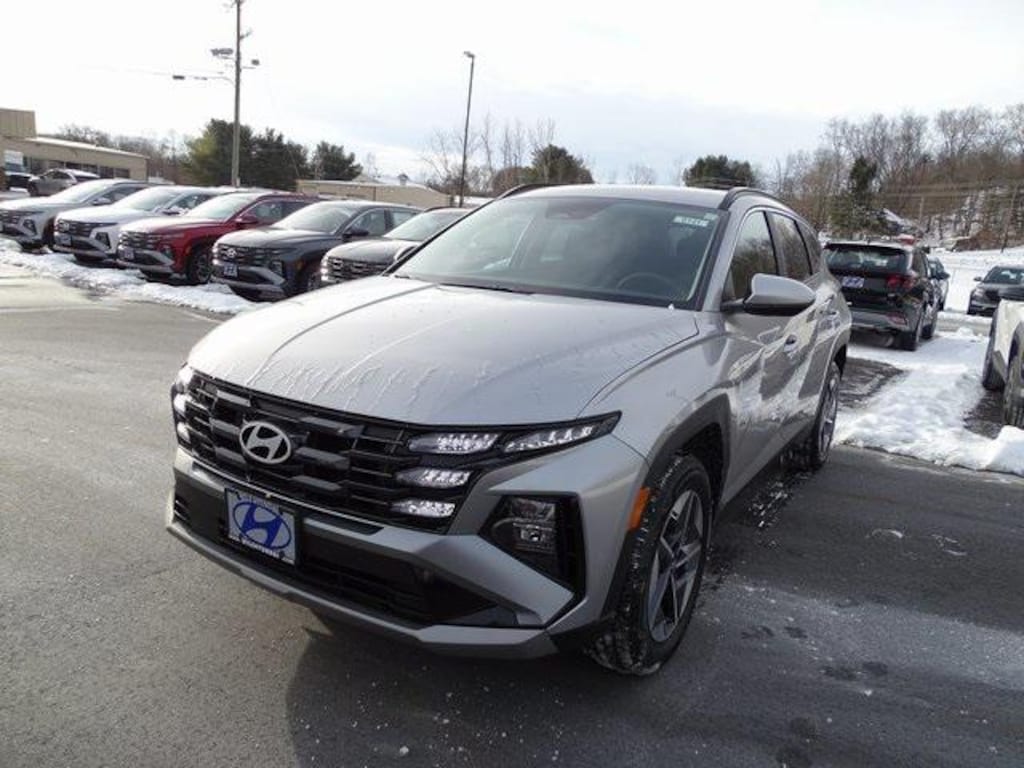 New 2026 Hyundai Tucson Hybrid SEL SUV