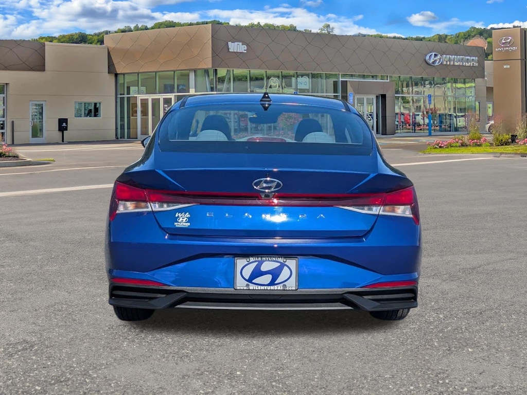 Used 2022 Hyundai Elantra SEL Sedan