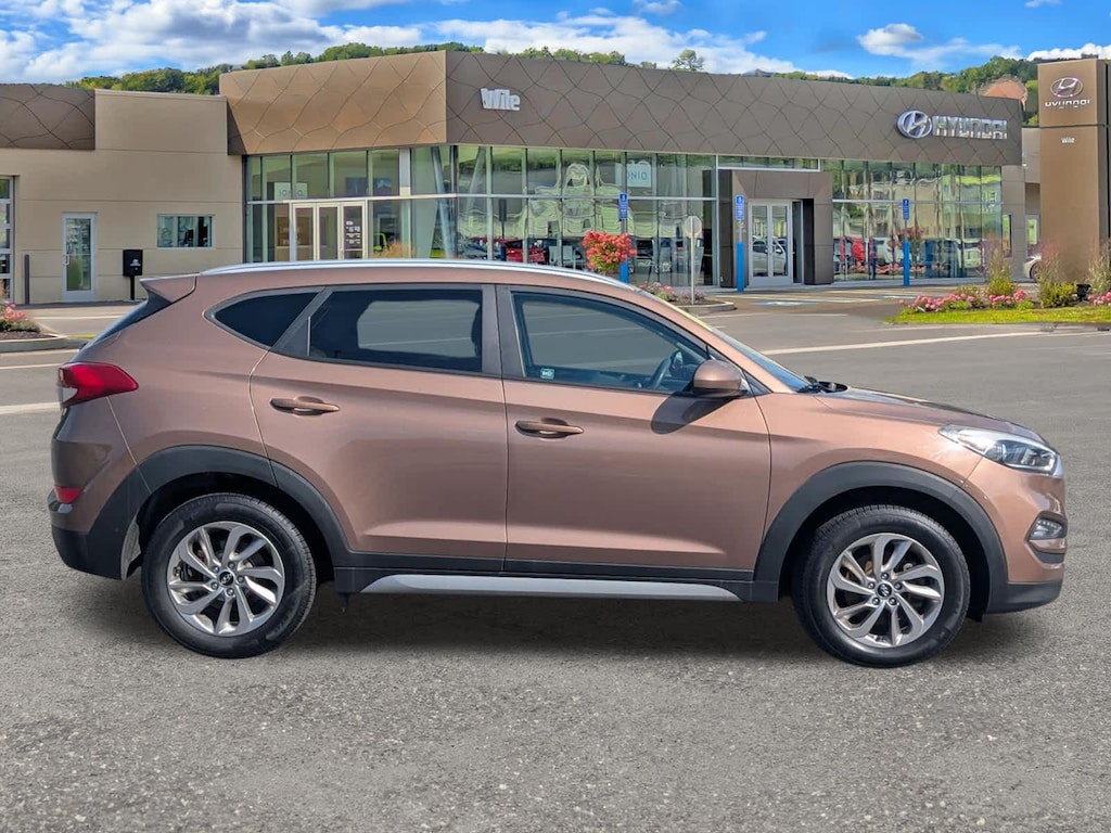 Used 2017 Hyundai Tucson SE SUV
