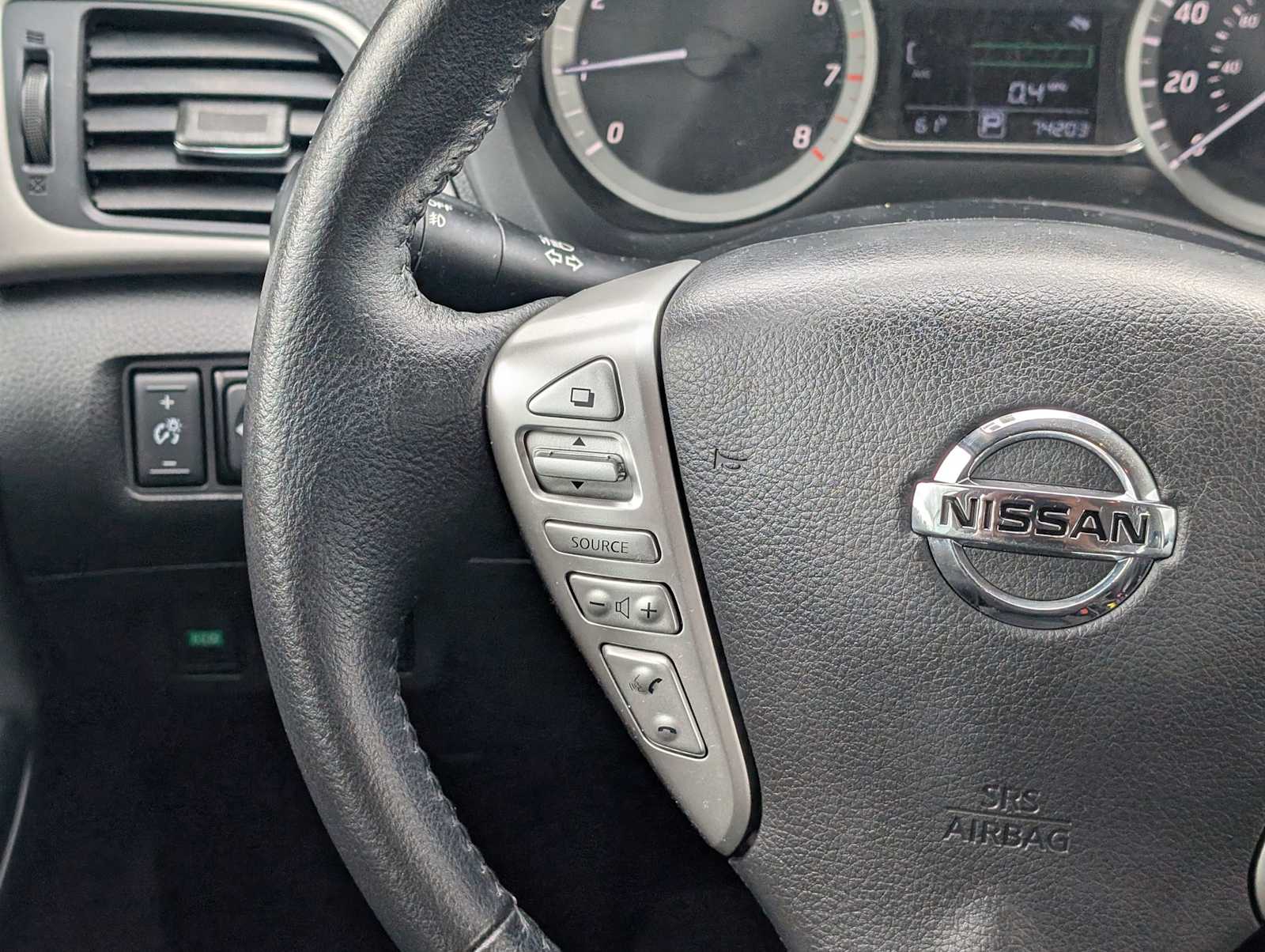 2015 Nissan Sentra SR - Photo 19
