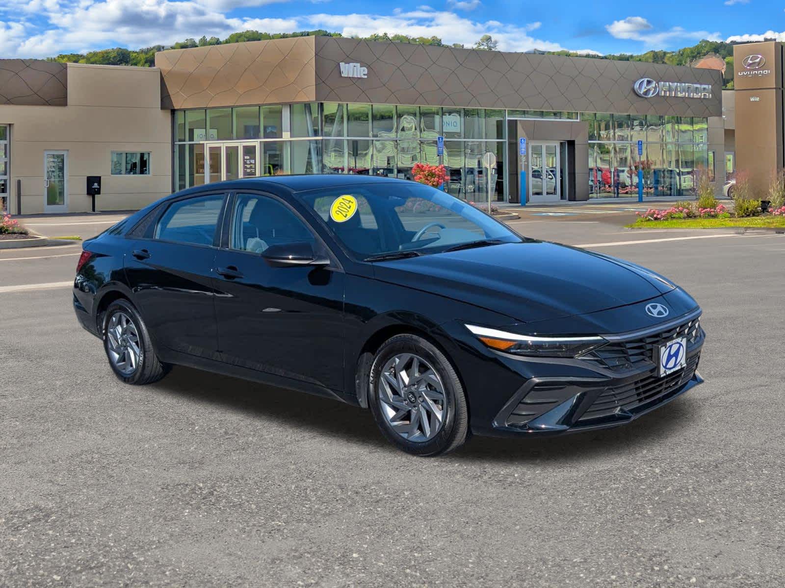2024 Hyundai Elantra Sedan 
