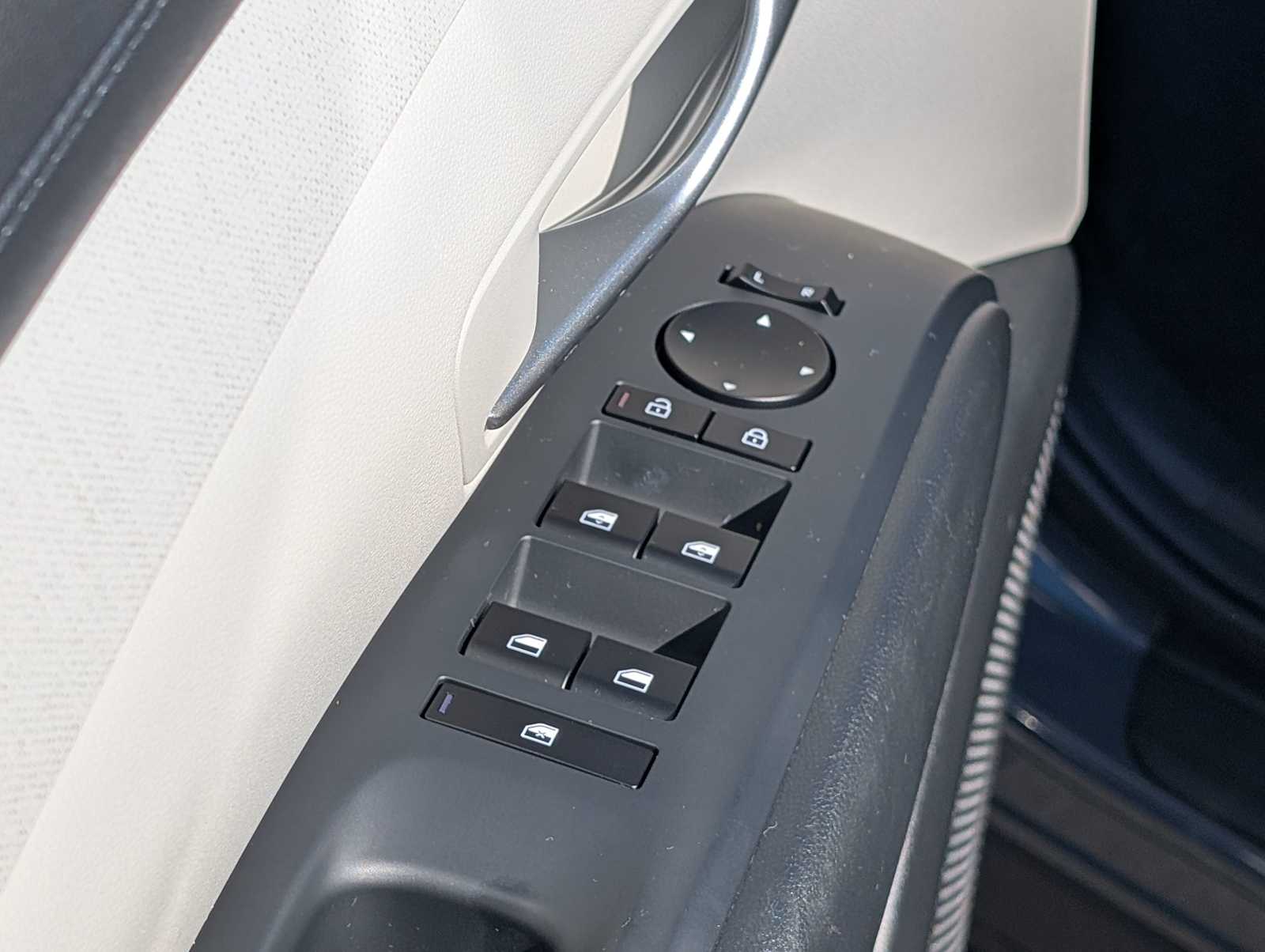 2025 Hyundai Tucson SEL Convenience - Photo 11