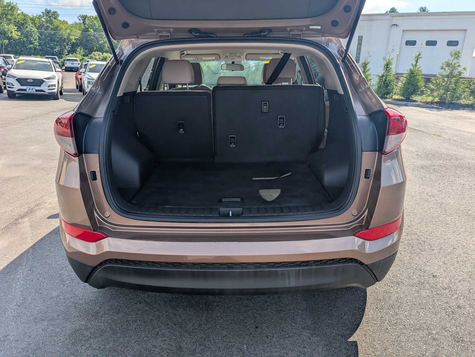 2017 Hyundai Tucson SE - Photo 25