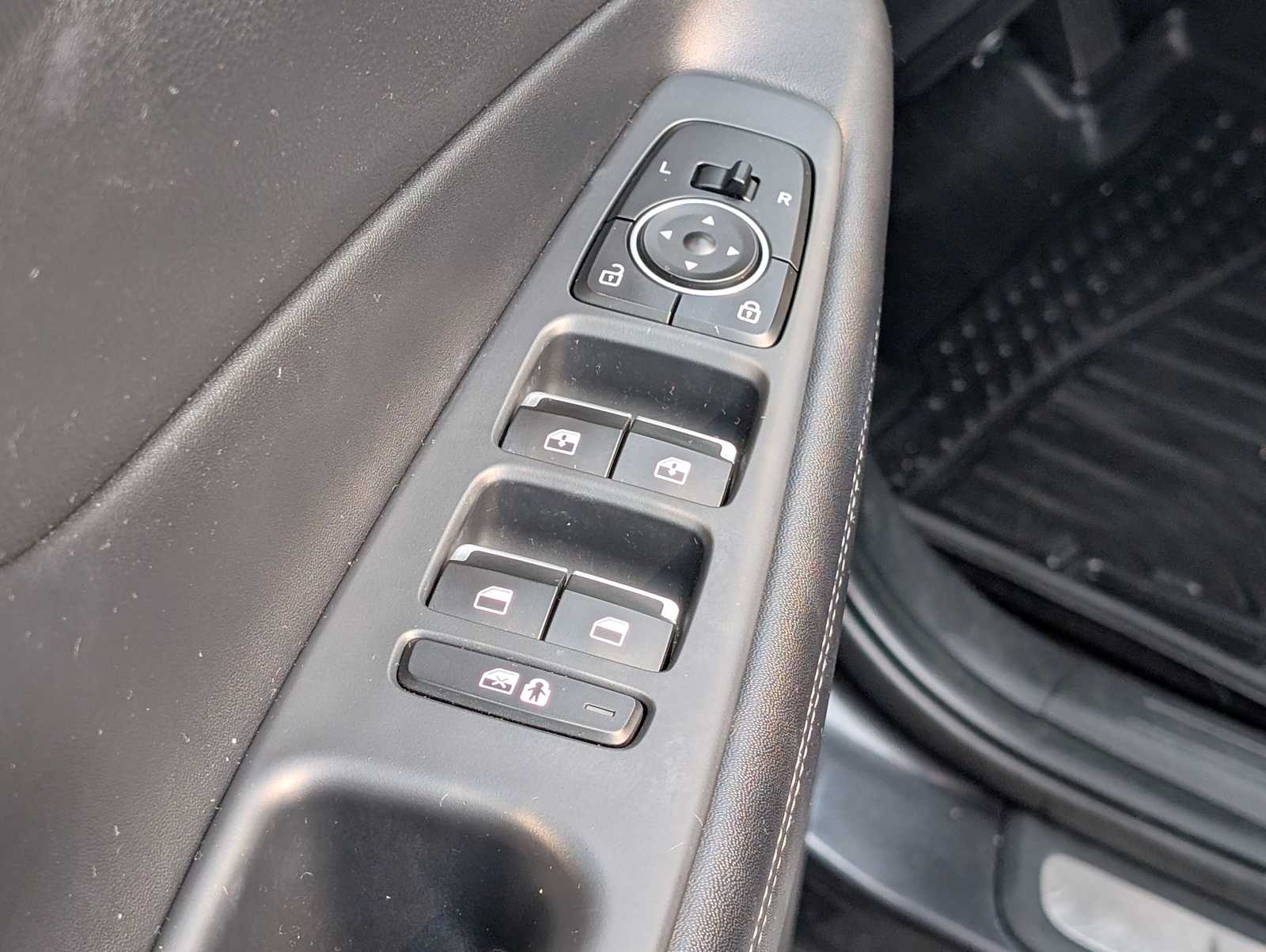 2023 Hyundai Santa Fe SEL Premium HEV - Photo 11