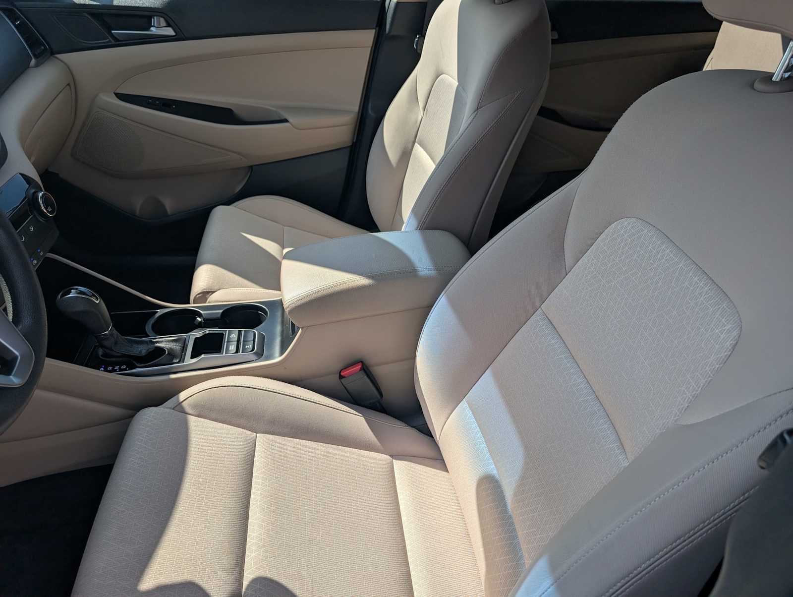 2017 Hyundai Tucson SE - Photo 13