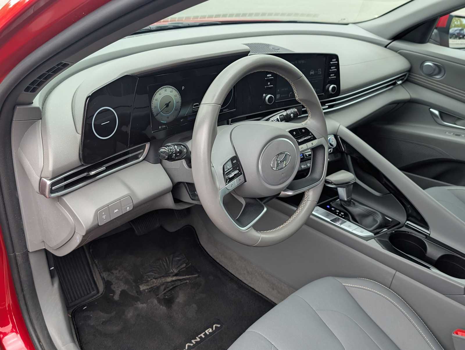 2021 Hyundai Elantra SEL - Photo 12