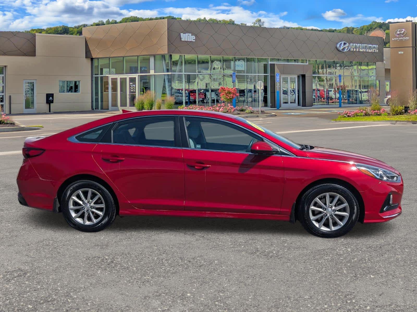 Used 2019 Hyundai Sonata SE with VIN 5NPE24AF6KH795989 for sale in Columbia, CT