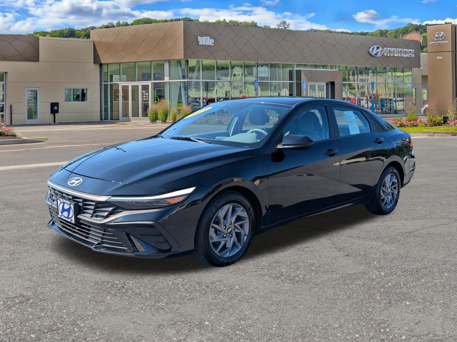 2024 Hyundai Elantra SEL - Photo 7