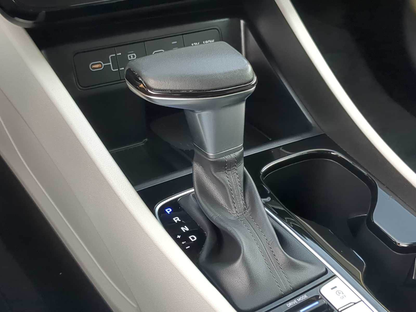 2025 Hyundai Tucson SEL Convenience - Photo 12