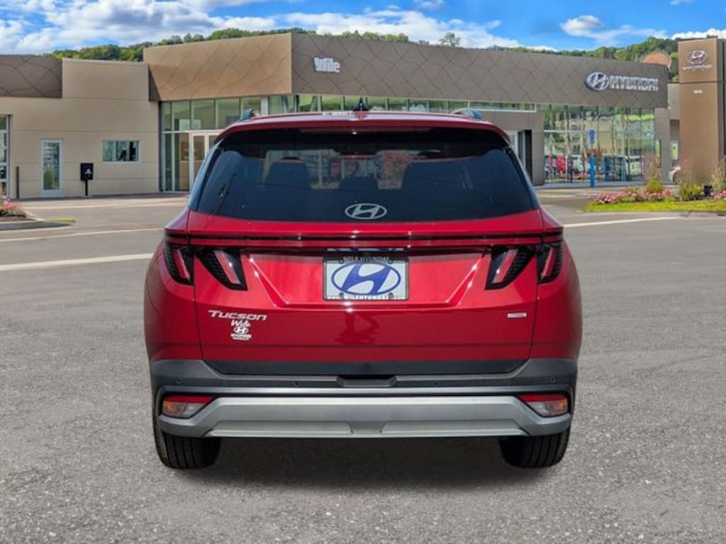 Certified 2025 Hyundai Tucson Limited SUV