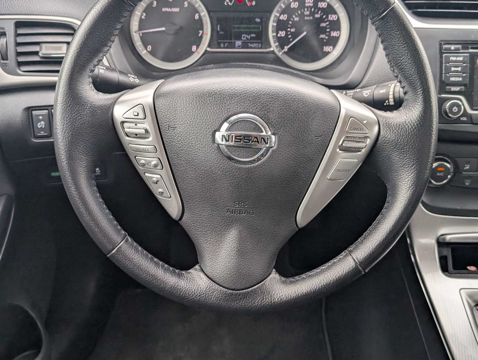 2015 Nissan Sentra SR - Photo 18