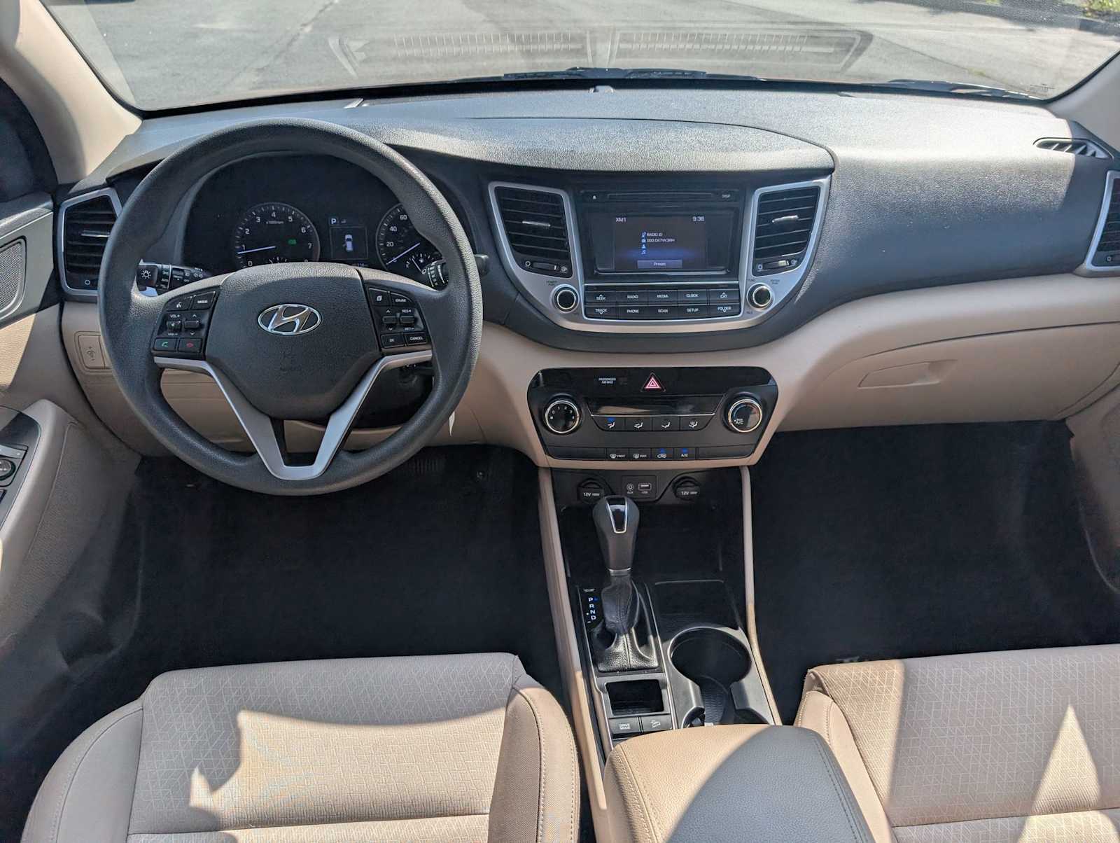 2017 Hyundai Tucson SE - Photo 16