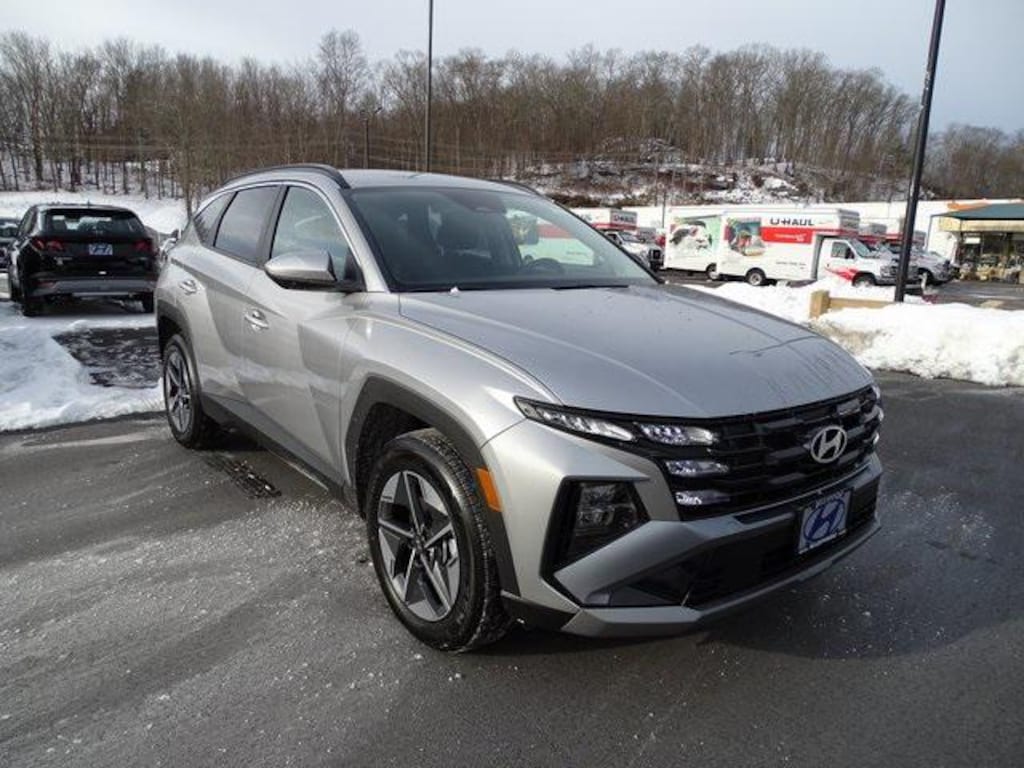 New 2026 Hyundai Tucson Hybrid SEL SUV