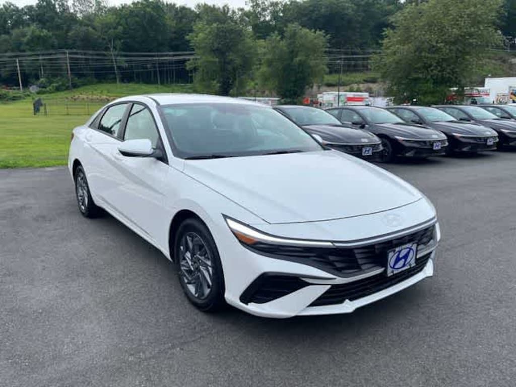 New 2026 Hyundai Elantra Hybrid Blue Sedan