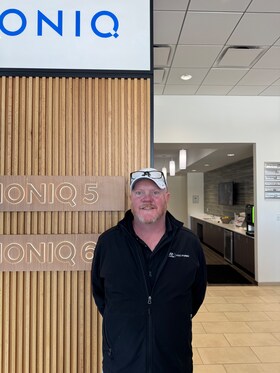 Staff member Jesse Nye from ID_5e1210d55793