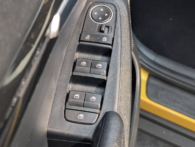 2023 Kia Seltos SX - Photo 11