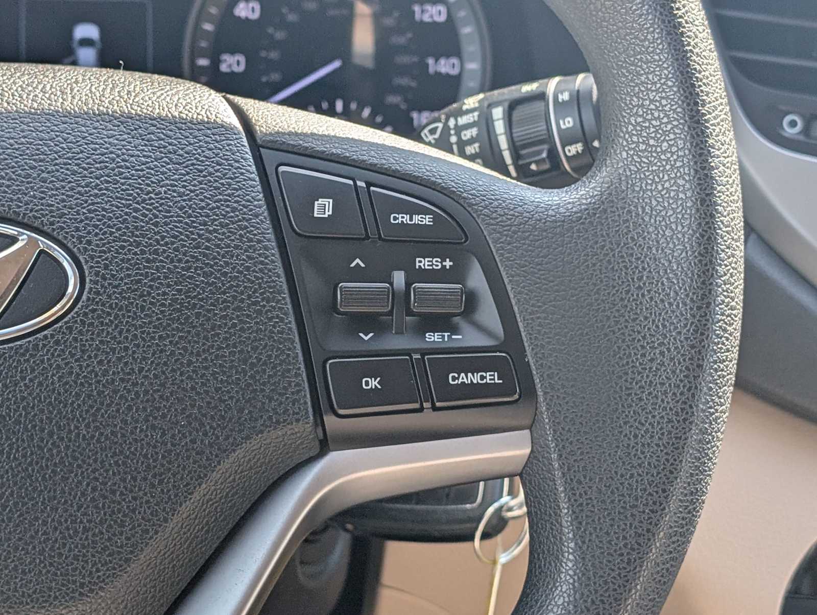 2017 Hyundai Tucson SE - Photo 19