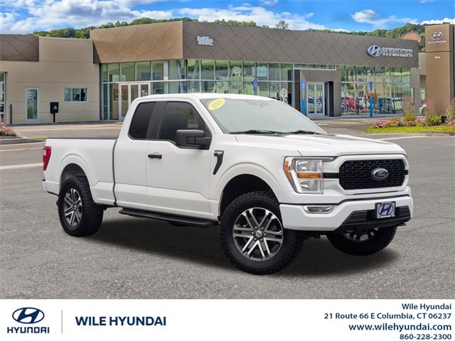 2021 Ford F-150 XL's photo