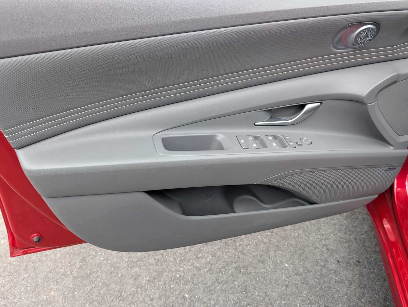 2021 Hyundai Elantra SEL - Photo 10