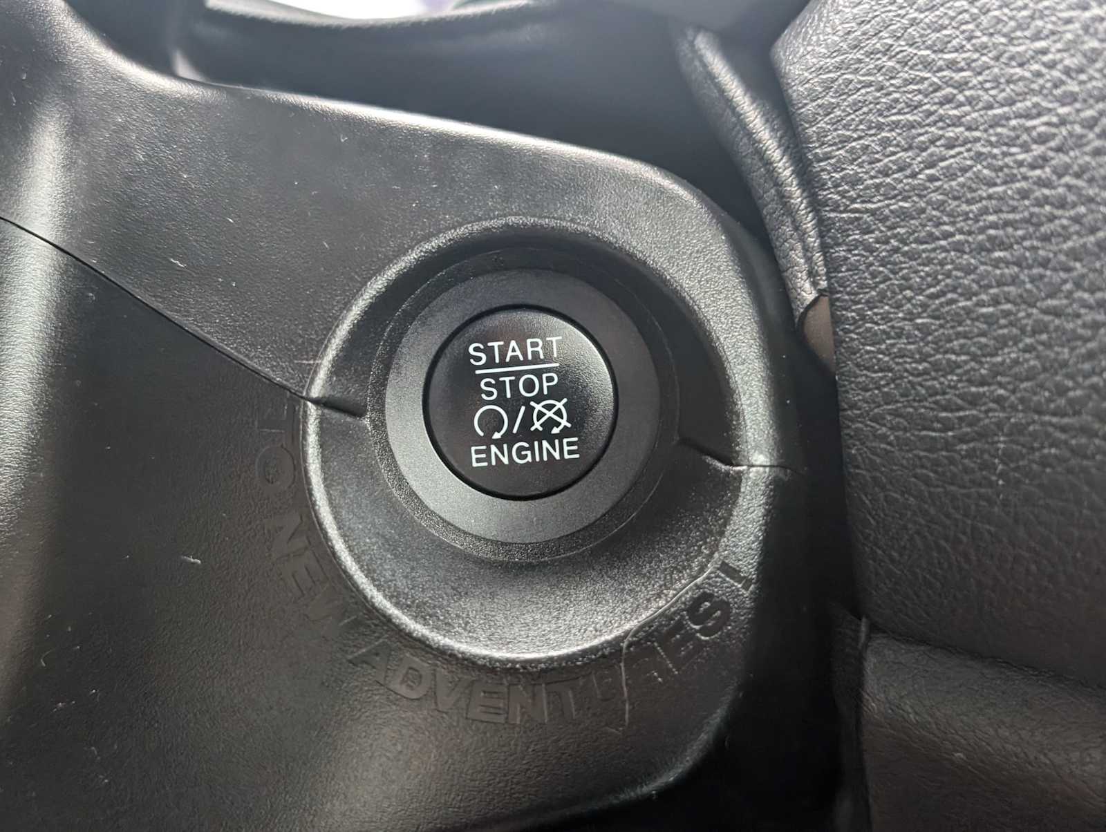2022 Jeep Renegade Latitude - Photo 25