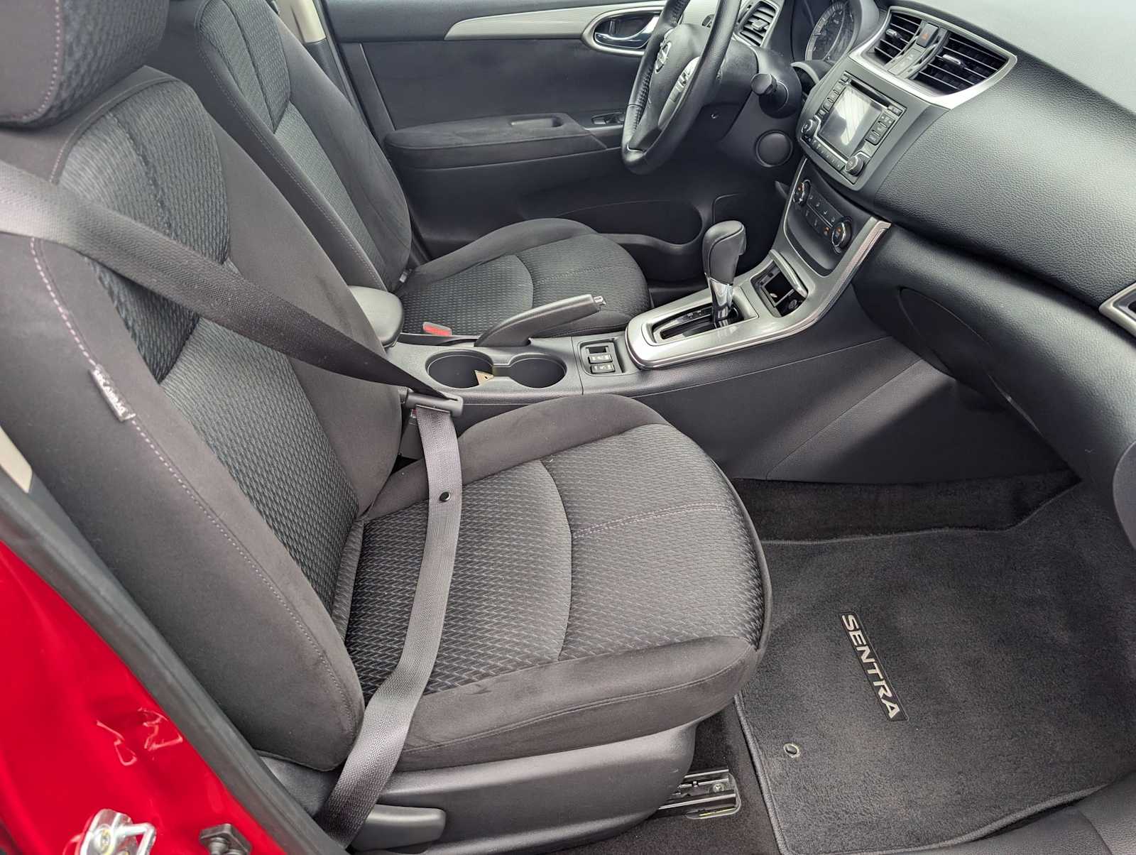 2015 Nissan Sentra SR - Photo 30