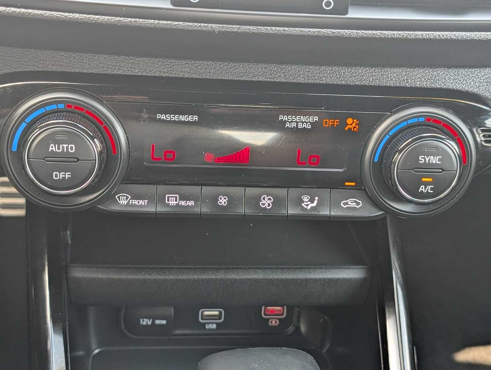 2022 Kia FORTE GT-Line - Photo 22