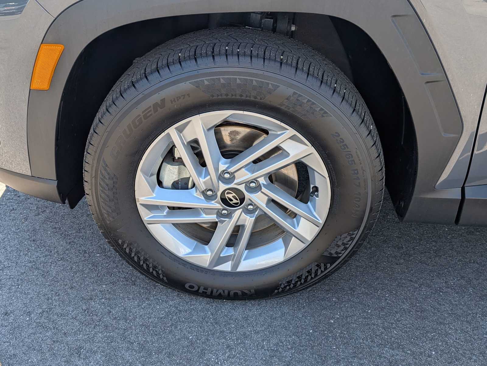 2025 Hyundai Tucson SE - Photo 9