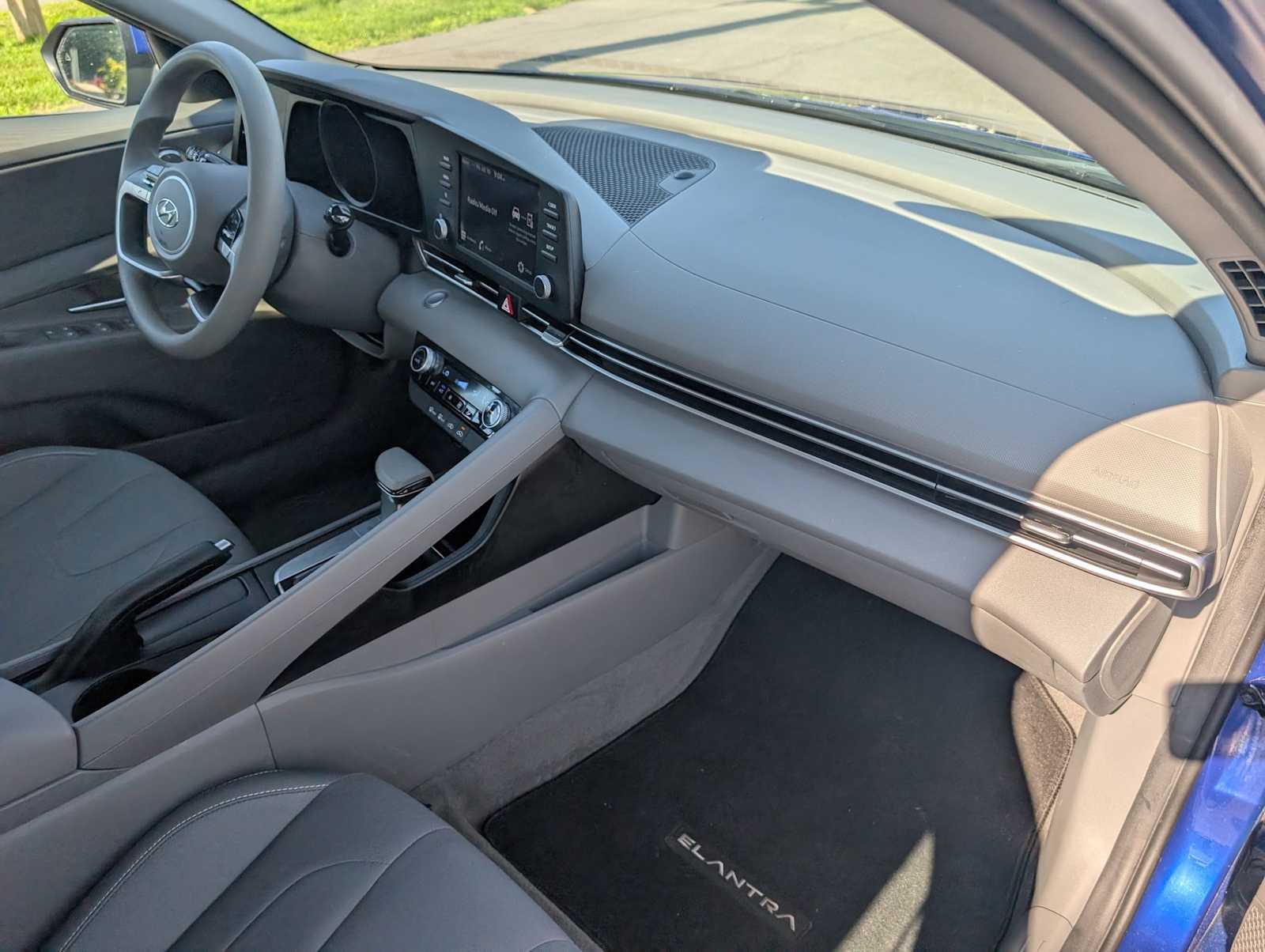 2022 Hyundai Elantra SEL - Photo 29