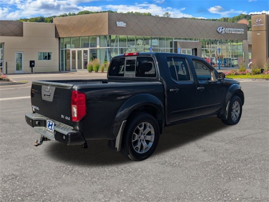 Used 2020 Nissan Frontier SV Truck Crew Cab