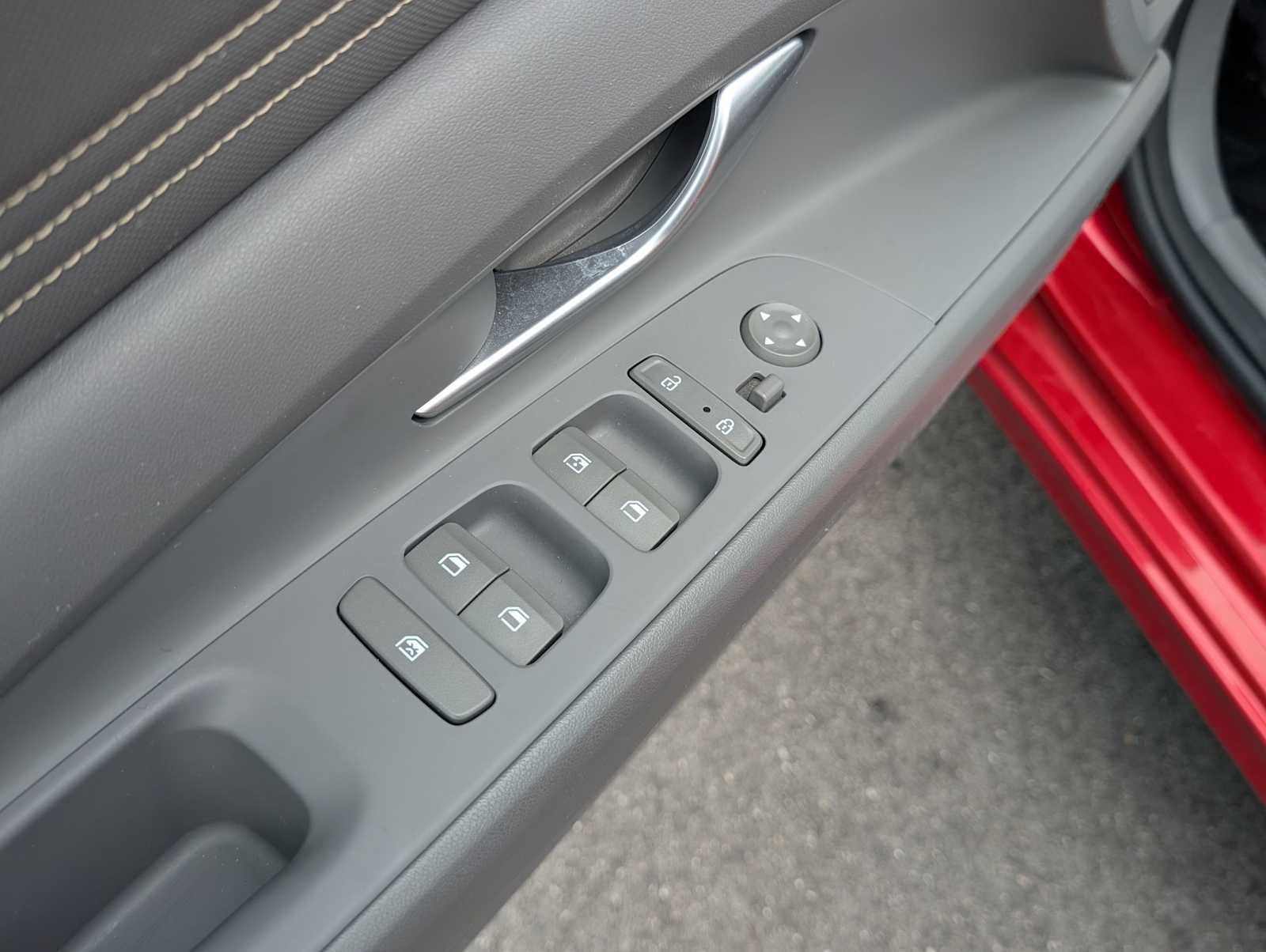 2021 Hyundai Elantra SEL - Photo 11