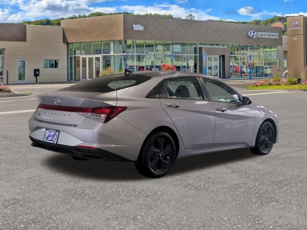 Certified 2022 Hyundai Elantra SEL Sedan