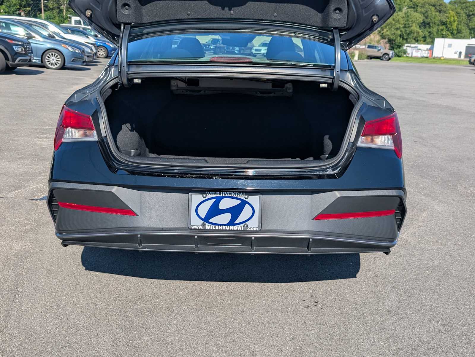 2024 Hyundai Elantra SEL - Photo 27