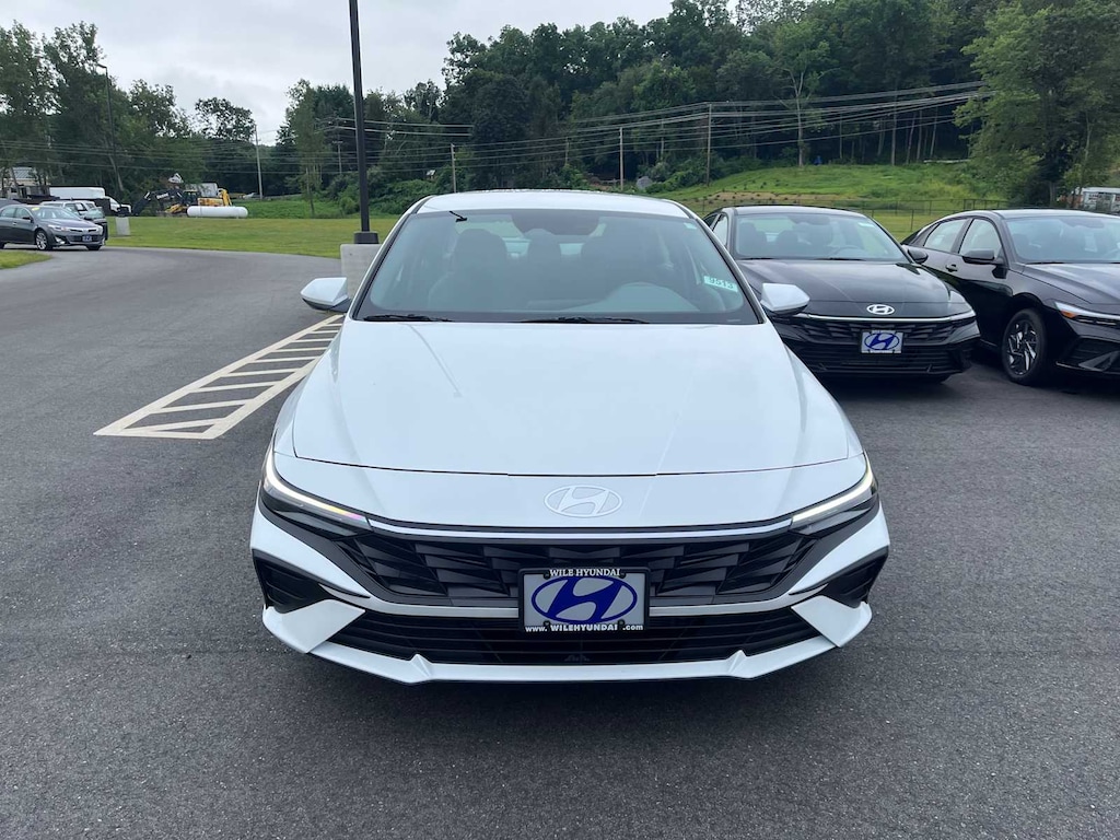 New 2026 Hyundai Elantra Hybrid Blue Sedan