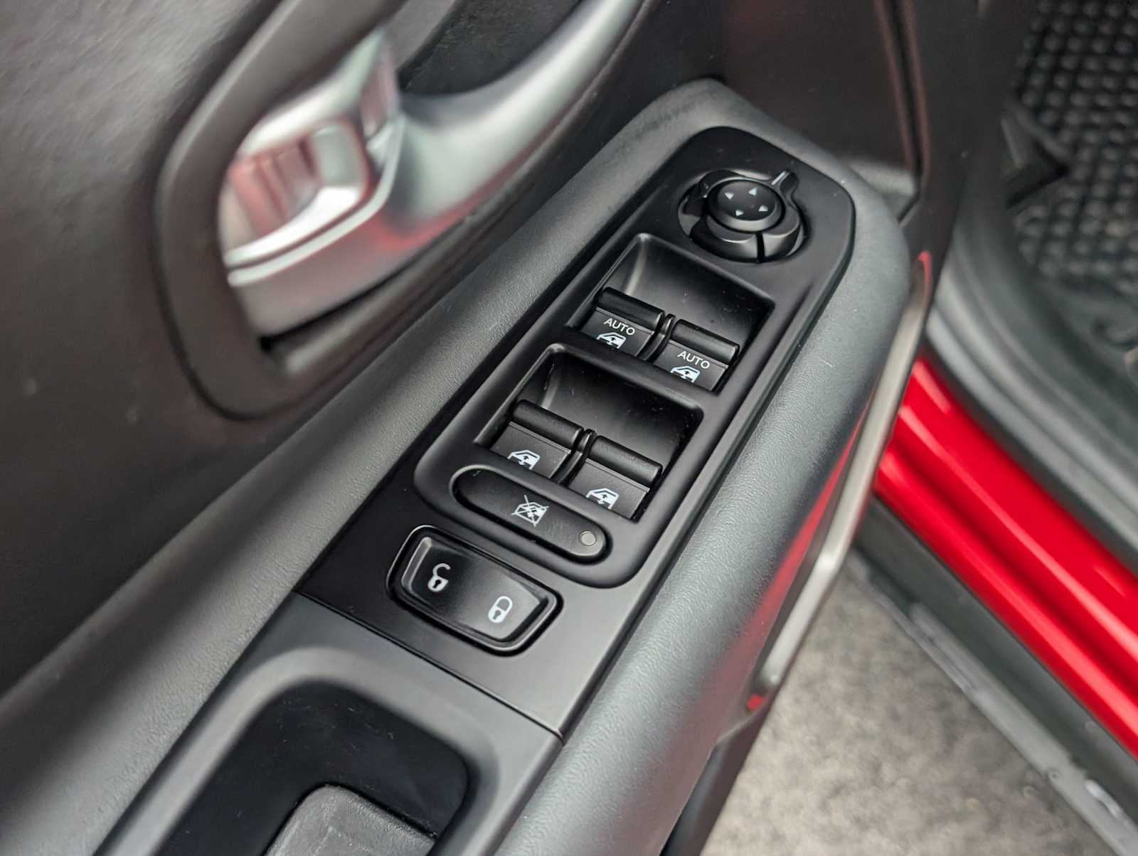 2022 Jeep Renegade Latitude - Photo 11