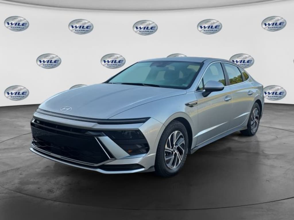 Used 2026 Hyundai Sonata Hybrid Blue Sedan