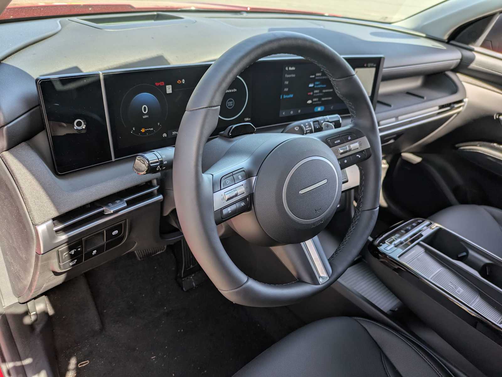 2025 Hyundai Tucson Limited - Photo 16