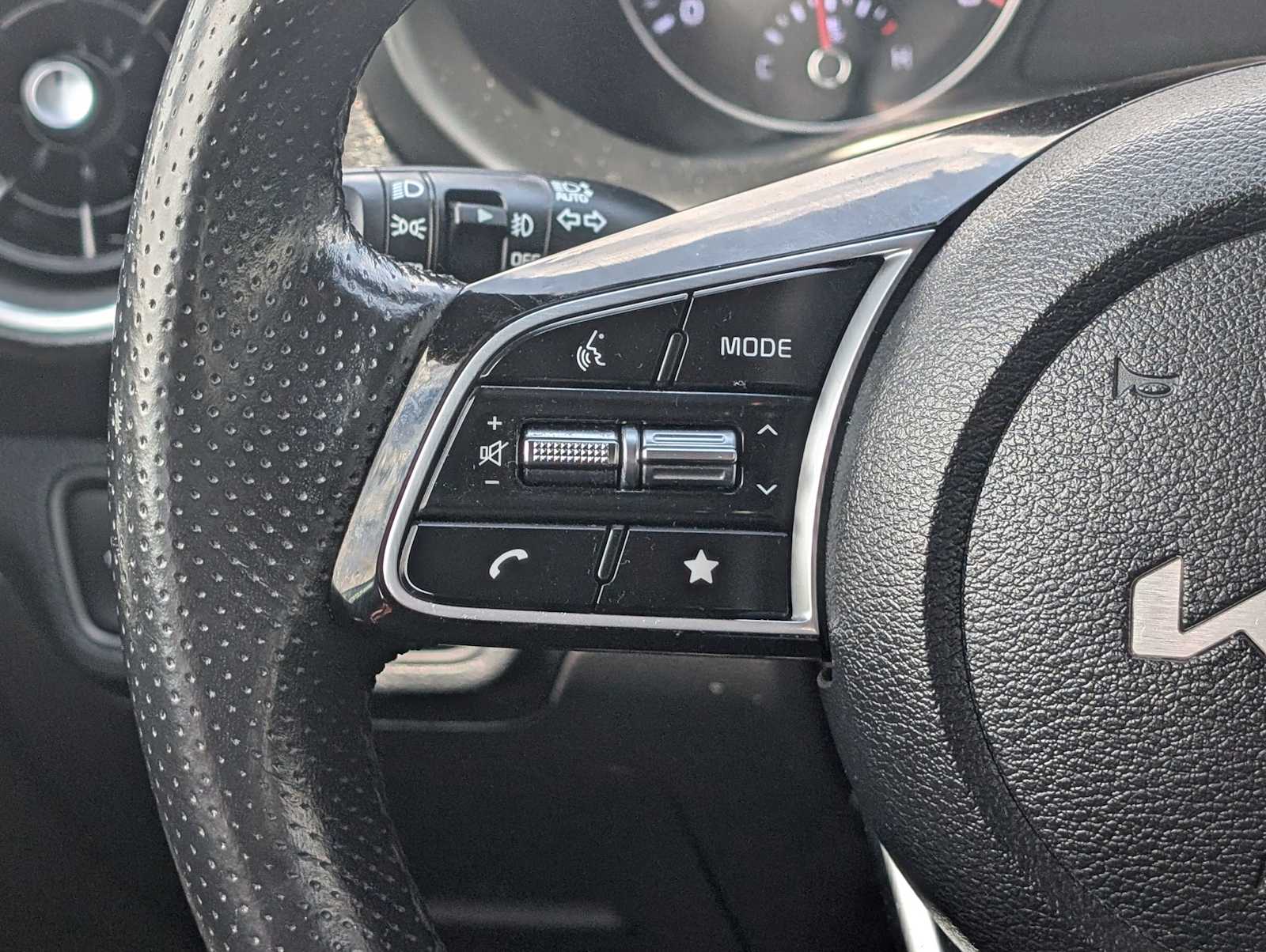 2022 Kia FORTE GT-Line - Photo 16