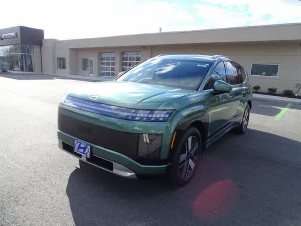 New 2026 Hyundai IONIQ 9 SEL AWD