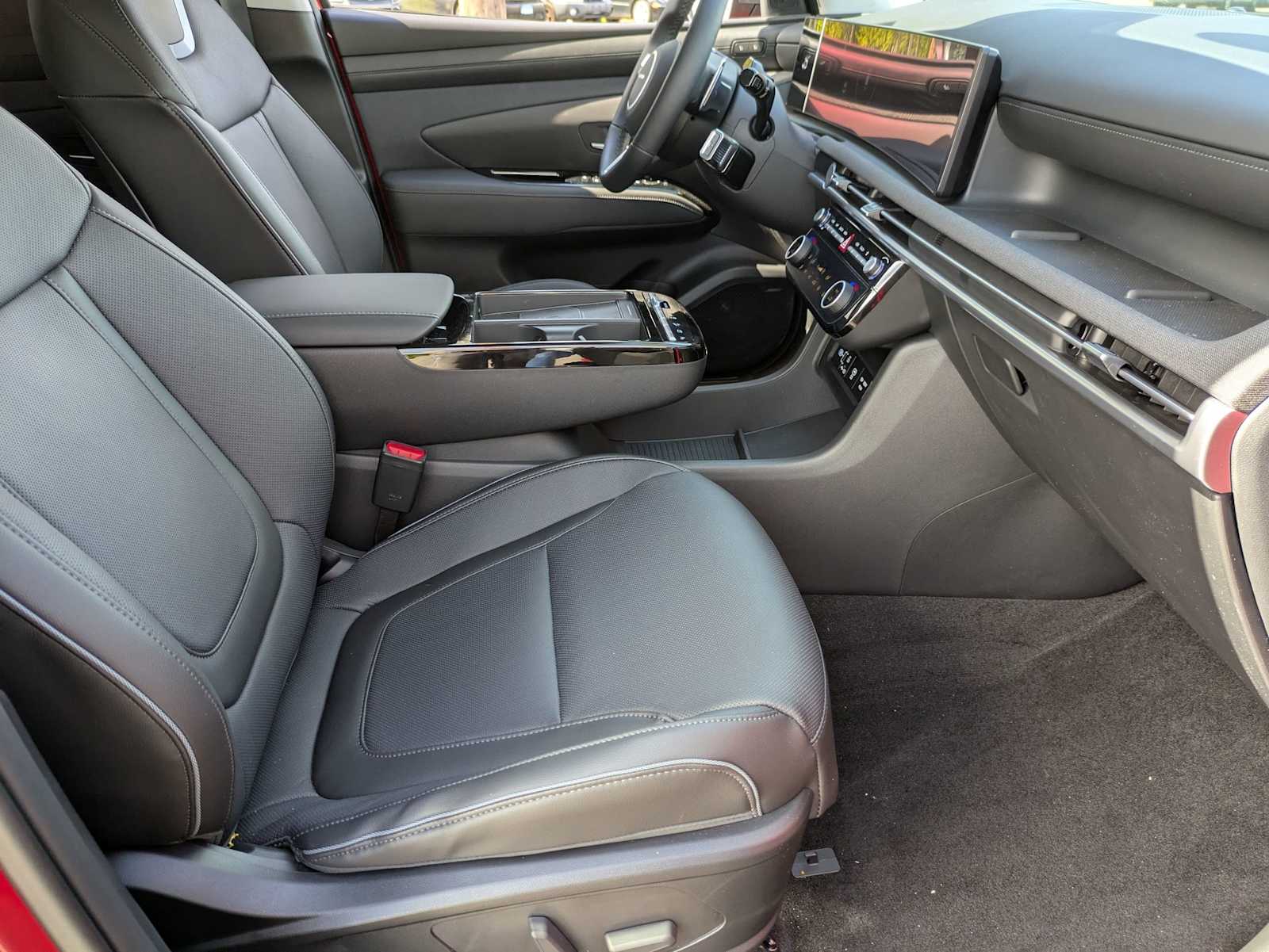 2025 Hyundai Tucson Limited - Photo 38