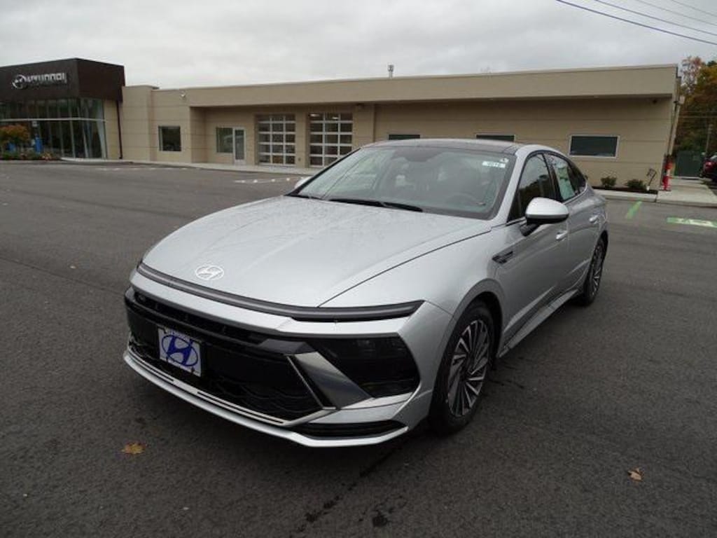 New 2026 Hyundai Sonata Hybrid SEL Sedan