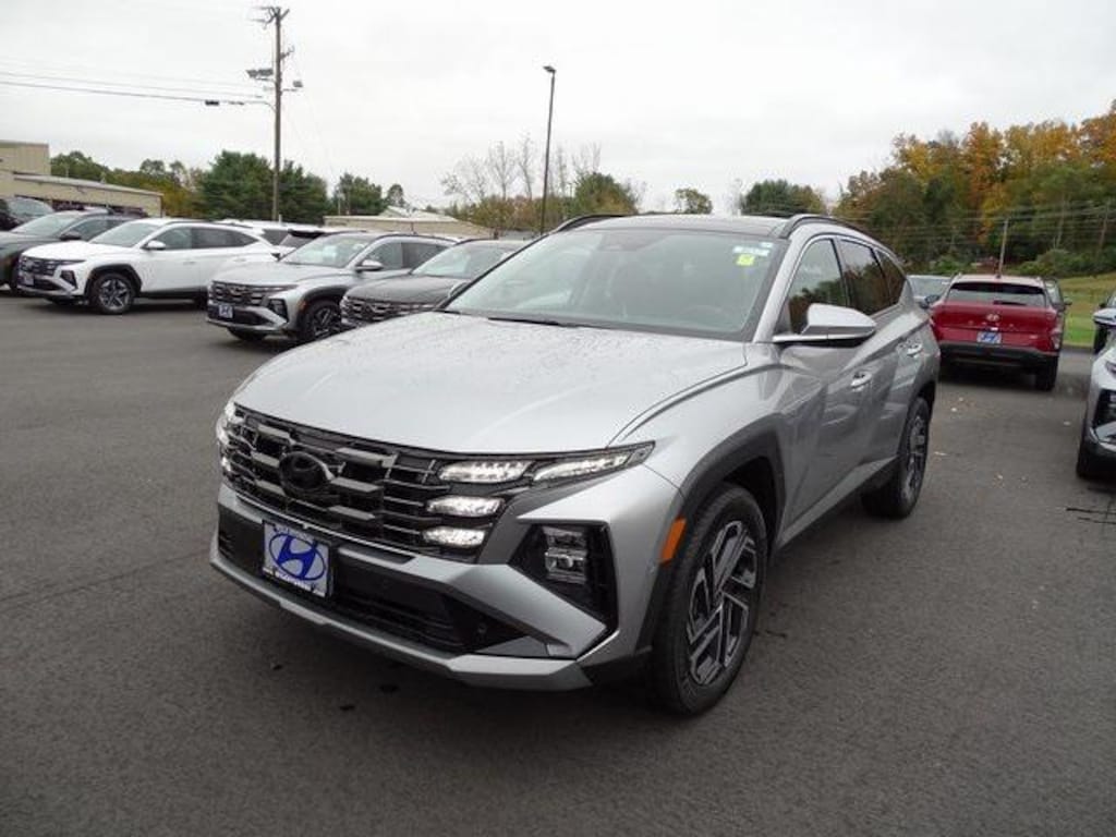 New 2025 Hyundai Tucson Hybrid Limited SUV