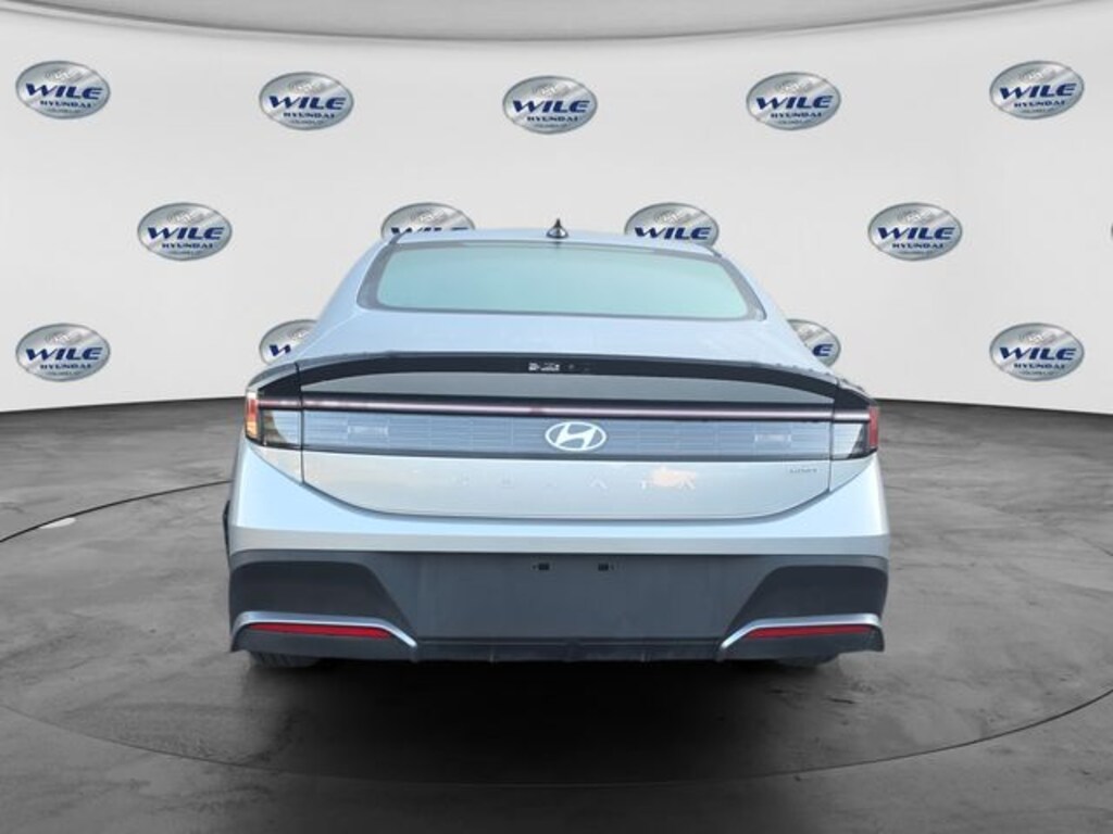 Used 2026 Hyundai Sonata Hybrid Blue Sedan