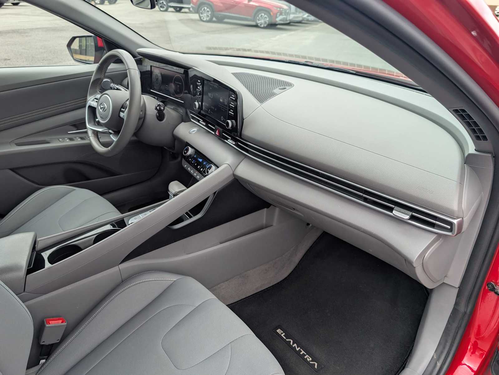 2021 Hyundai Elantra SEL - Photo 30